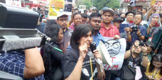 Ambiga: Vital for Muhyiddin to Convene Parliament, End Doubt About Support