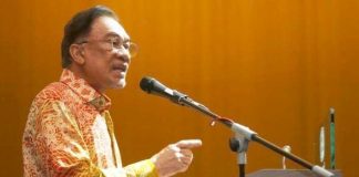 Anwar Tells Would Be Traitors to Leave PH