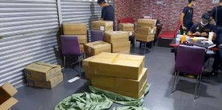 223,000 Face Masks Worth RM446K Seized in Kota Damansara