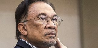 Anwar: Special Parliamentary Meet Needed to Evaluate Ministers, Deputies “Missing in Action”