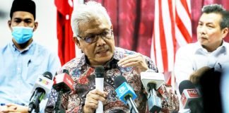 Hamzah: Dr M Told Me to Find a Way for Bersatu to Quit PH, Erode Confidence in DAP