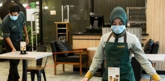 Restaurants Choose No Dine-In Due to Strict Rules
