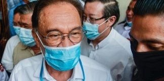 Anwar: 100 Days of PN Govt – the Rich Go Free, the Poor Gets Punished