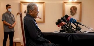 Dr M: Unlikely More Will Join Shahruddin in Ditching Muhyiddin