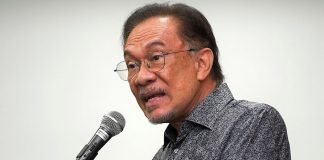 Anwar: PH a United Team with Dr M, Warisan