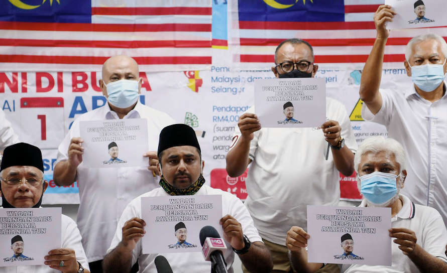 Shah Alam Bersatu Division Leaders Quit Party — The True Net