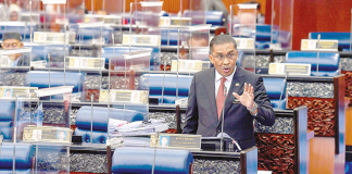 Putrajaya Withdraws Bills for PM Term Limit, IPCMC