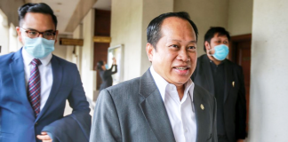 Ahmad Maslan Again Fails to Quash Money-Laundering Charge