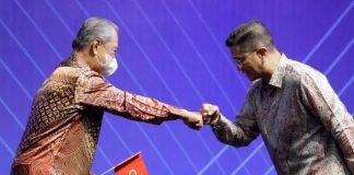 Azmin’s ‘Big Secret’ Poem Ignites Facebook Bards