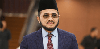 Zawawi Defends Remarks on Christianity Forbidding Alcohol