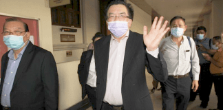 Court Quashes Ex-Supermax CEO’s 5-Year Jail Term, RM5M Fine for Insider Trading