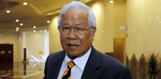 Sarawak Teachers to Undergo Training to Teach Science, Maths in English This Year