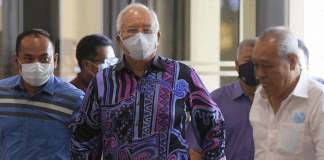 BN MPs Meet Amid Talk of Muhyiddin Quitting as PM