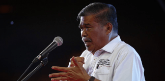 Mat Sabu: Muhyiddin the One in ‘State of Emergency’ to Defend PM Post