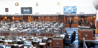 Budget Vote: Anwar Opted Not to Show Numbers After Umno Rebels Toed the Line