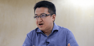 Chin Tong: Muhyiddin Could Learn from Johor MB About Engaging the Opposition