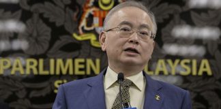 Transport minister: Goods delivery using private vehicles allowed to continue
