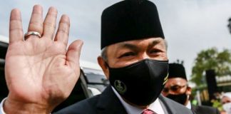 Zahid’s critics give 30 reasons he should quit