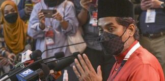Khairy: GE15 only after public health situation stabilises