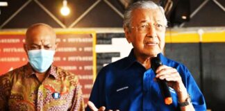 Dr M hits campaign trail