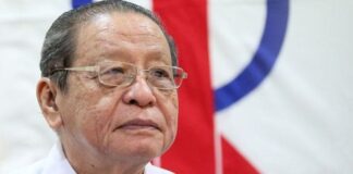 Kit Siang: Lam Thye told a big lie in his autobiography