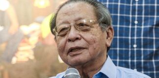 Kit Siang asks PM: Why 15 top govt members have not declared assets?