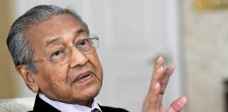 Mahathir: Tajuddin’s tell-all shows many things are hidden from the people