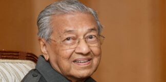 Mahathir hints at electoral pact with Anwar despite previous fallout