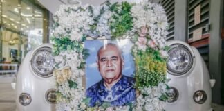 Family, friends, colleagues bid final farewell to Sri Ram