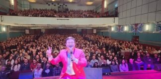 Angry netizens give comedian Jason Leong an earful on his Facebook page