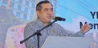 Loke: Pardons Board’s decision to reduce Najib’s sentence final, but he remains guilty