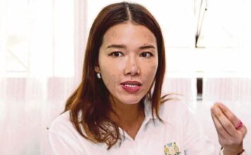 Marina rules out return to politics